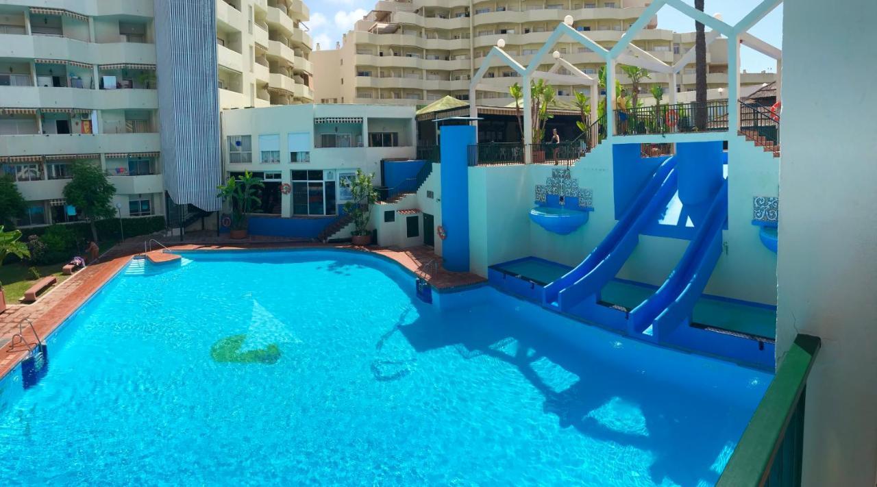 Benal Beach Suite, Parque Acuatico Y Vistas Al Mar Benalmádena Εξωτερικό φωτογραφία