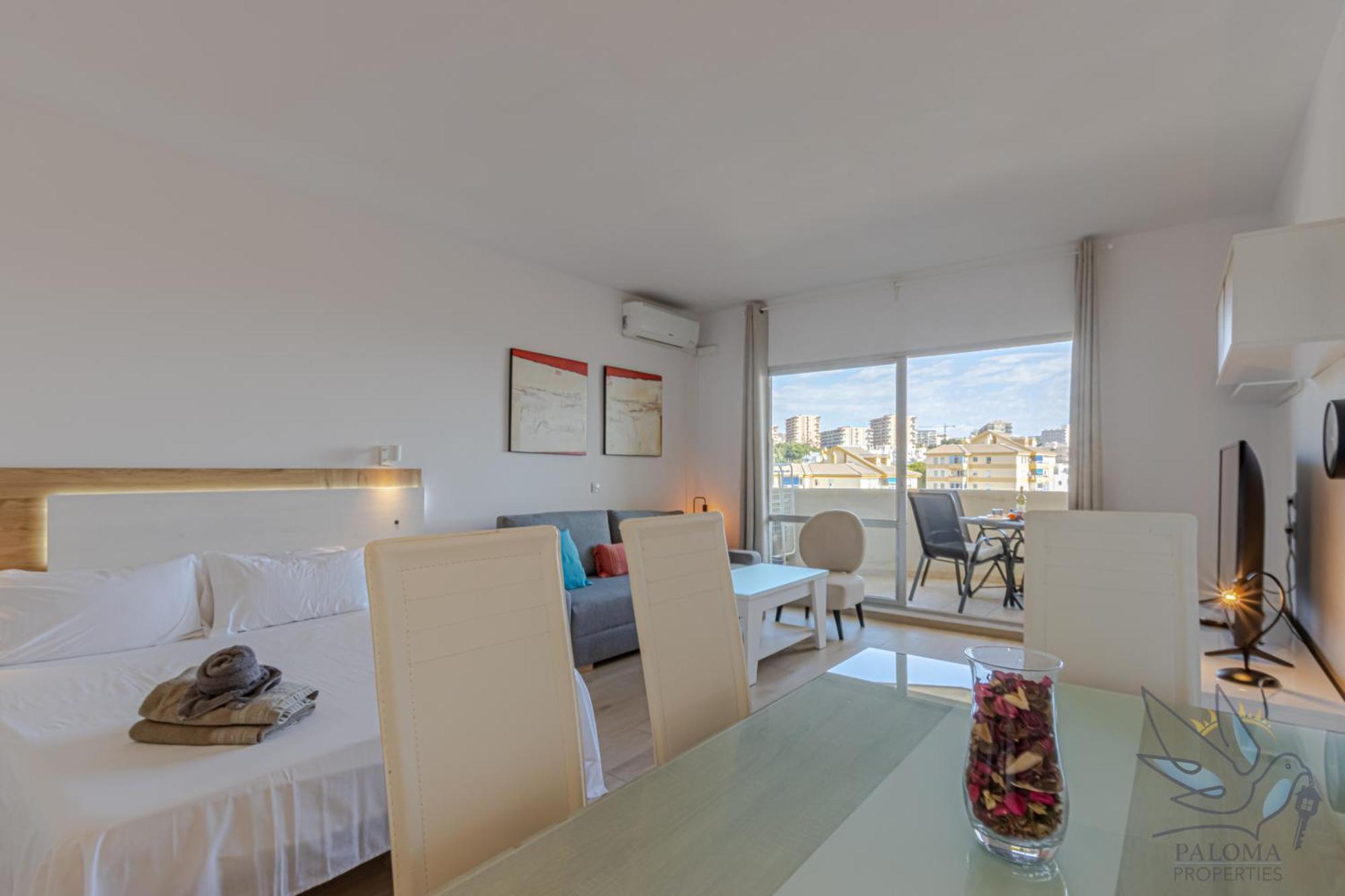 Benal Beach Suite, Parque Acuatico Y Vistas Al Mar Benalmádena Εξωτερικό φωτογραφία