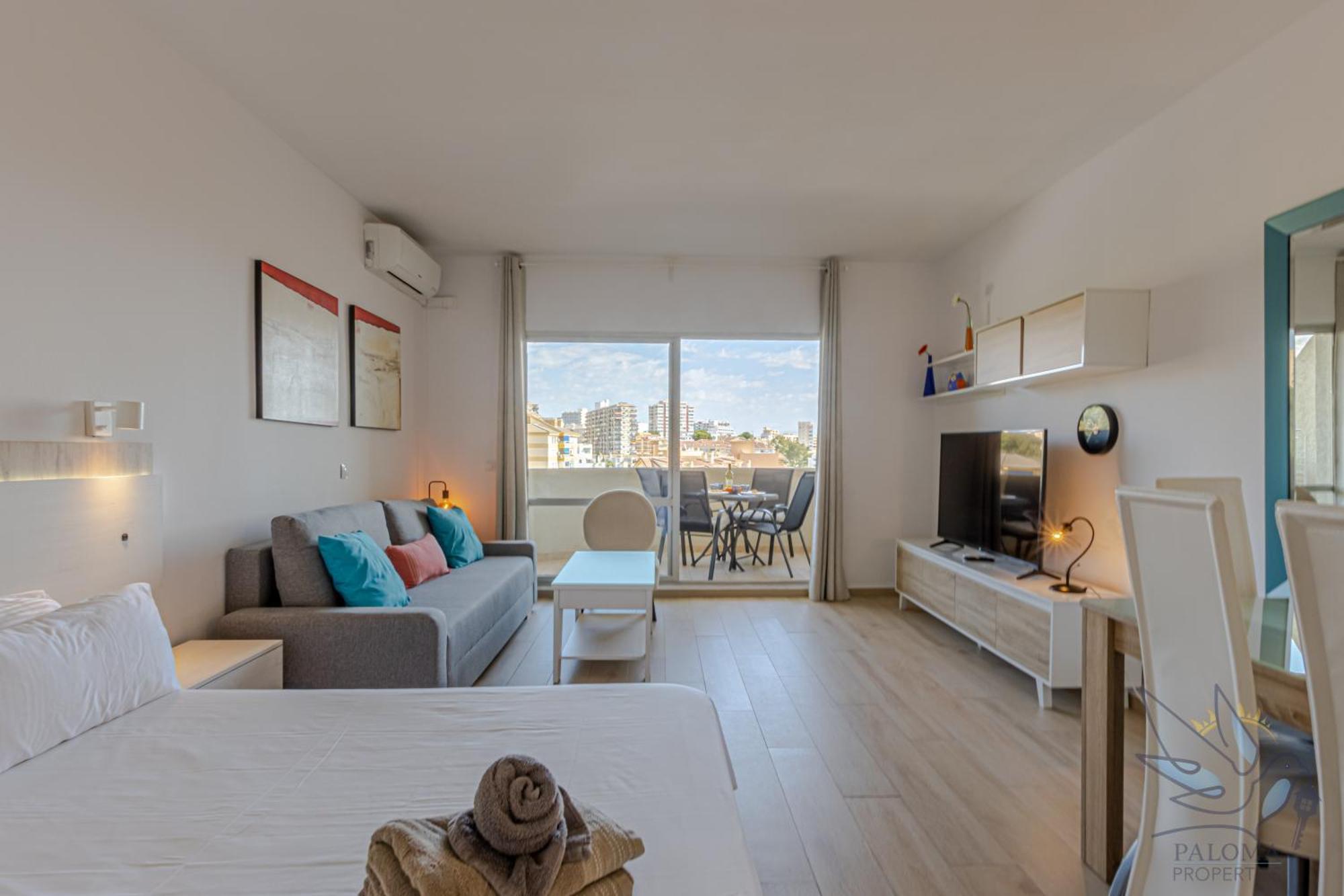 Benal Beach Suite, Parque Acuatico Y Vistas Al Mar Benalmádena Εξωτερικό φωτογραφία
